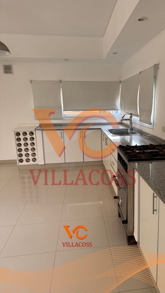 VENTA CASA B° PRIVADO TALZAHUER